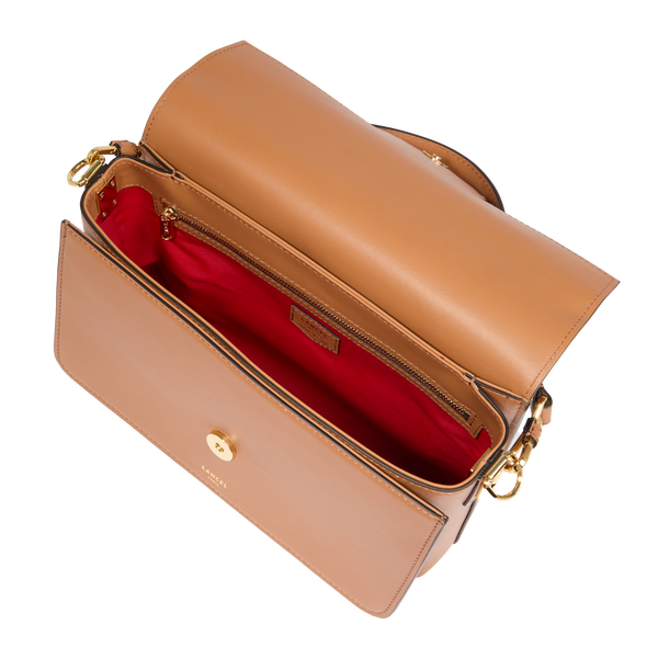 Angele De Lancel | M