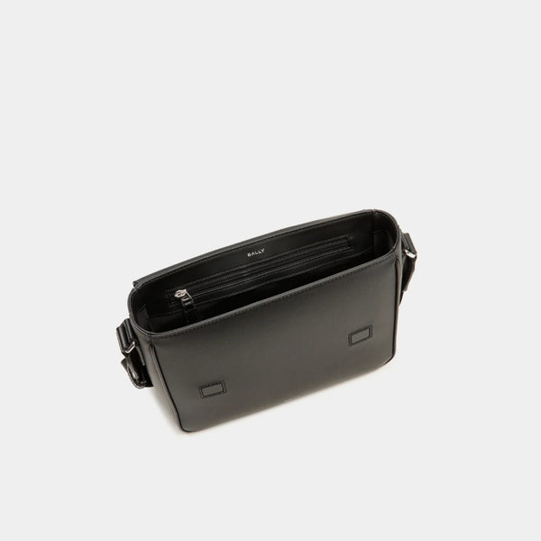 Mythos | Crossbody Bag in Black Recycled Leather