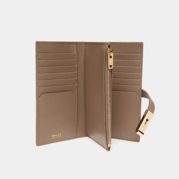 Lock Me | WoLong Wallet in Taupe Grained Leather