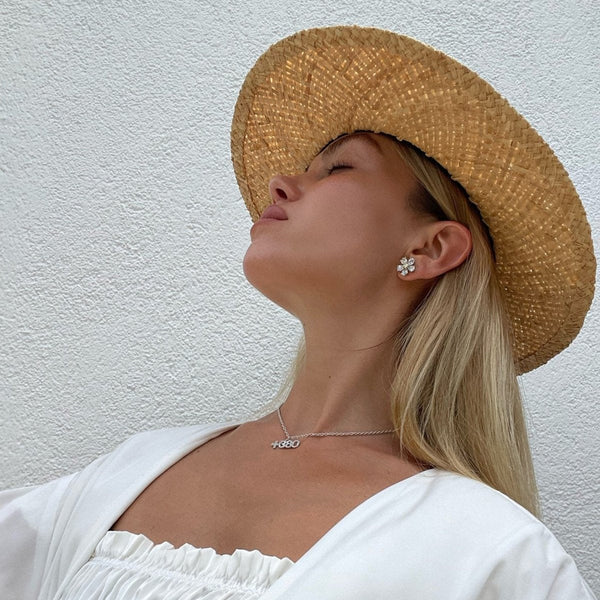 Beautiful flower studs Coloured Center