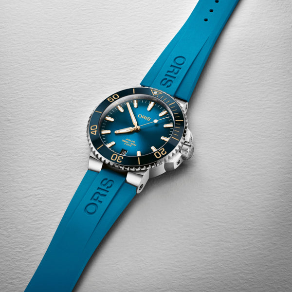 Aquis Date Calibre 400 | 41.5mm