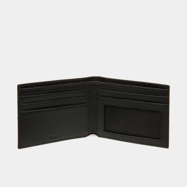 Ribbon | Bifold Wallet in Black Leather