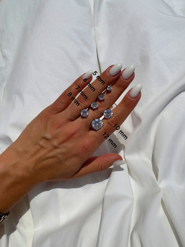 Amazing Round Stud Silver Earrings 12 mm