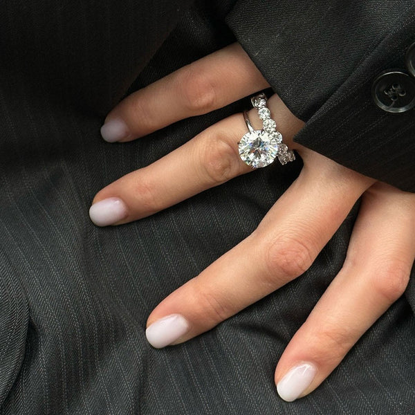 Elegant Classic Round Cut Engagement Ring 12mm