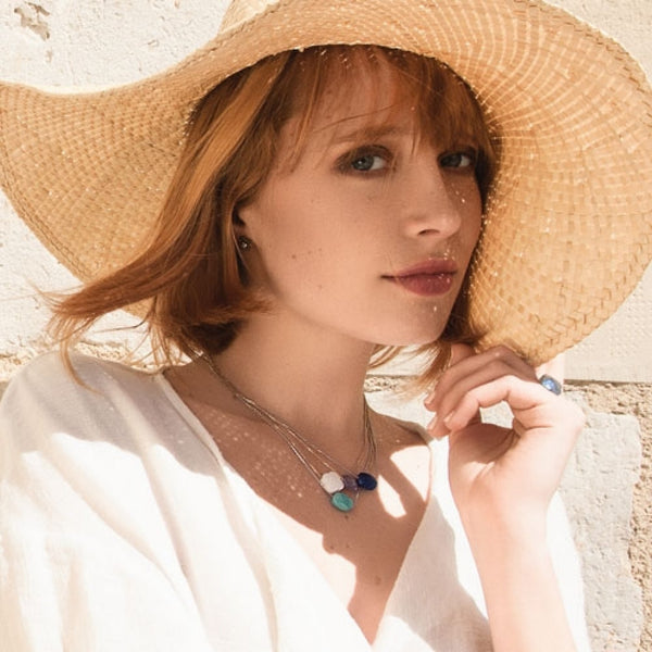 White Gold Cushion Necklace | Onyx