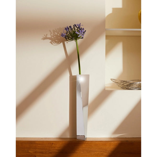 Crevasse | Flower vase by Zaha Hadid