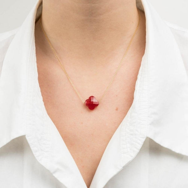 Yellow Gold Clover Necklace | Red Quartz